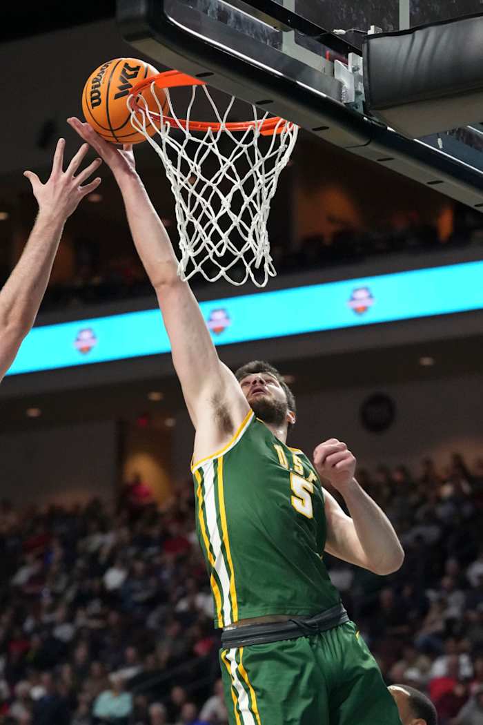 Gonzaga Bulldogs USF Dons10